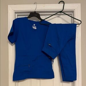 Adar Women's Blue Scrub Top and Joggers
